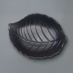 Fuente hoja larga negra